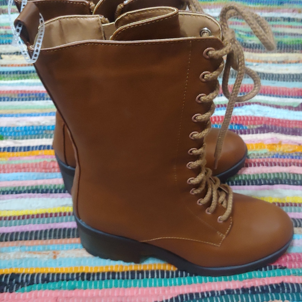 Brown Boots - Picture 2 of 4